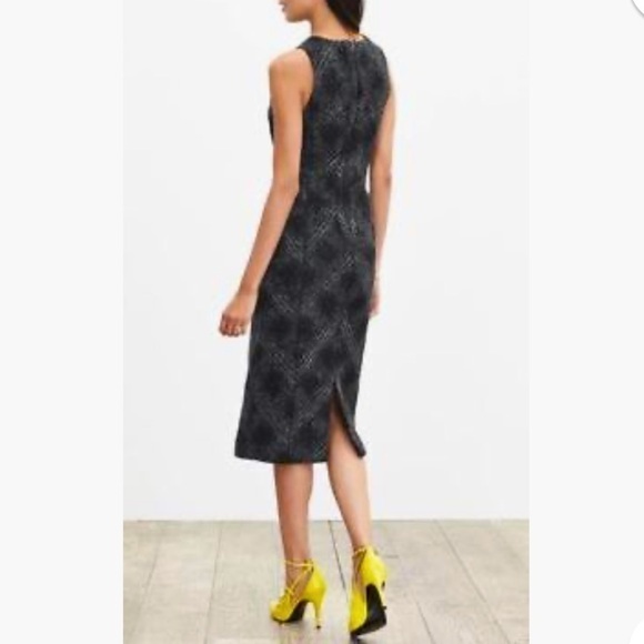 Banana Republic Wool Blend Textured Black Gray Plaid Lined Sheath Dress Size 12 - Picture 2 of 15